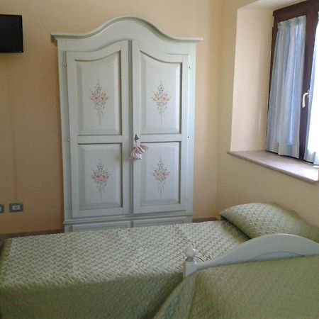 Azienda Agrituristica La Tenuta Del Falco Piedimonte San Germano Ruang foto