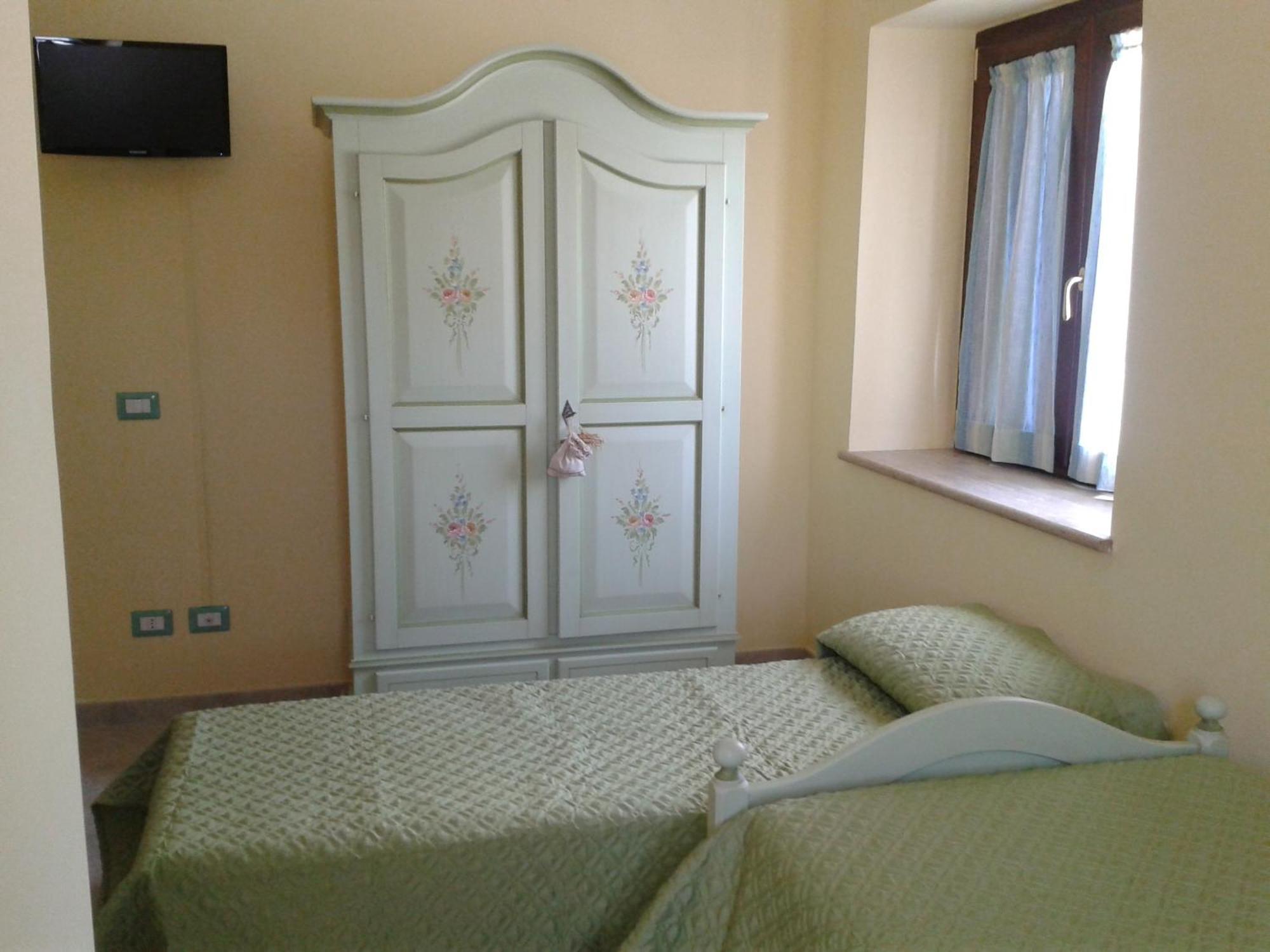 Azienda Agrituristica La Tenuta Del Falco Piedimonte San Germano Ruang foto